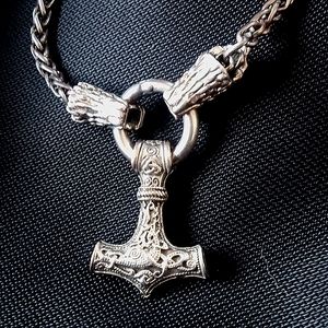GuoShuang Men Stainless Steel Nordic Viking Wolf Head with Thor Hammer Pendant